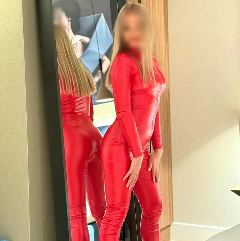 Aisha, 34