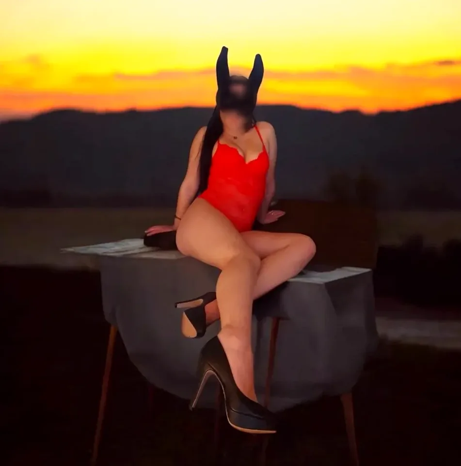Karolina, 26