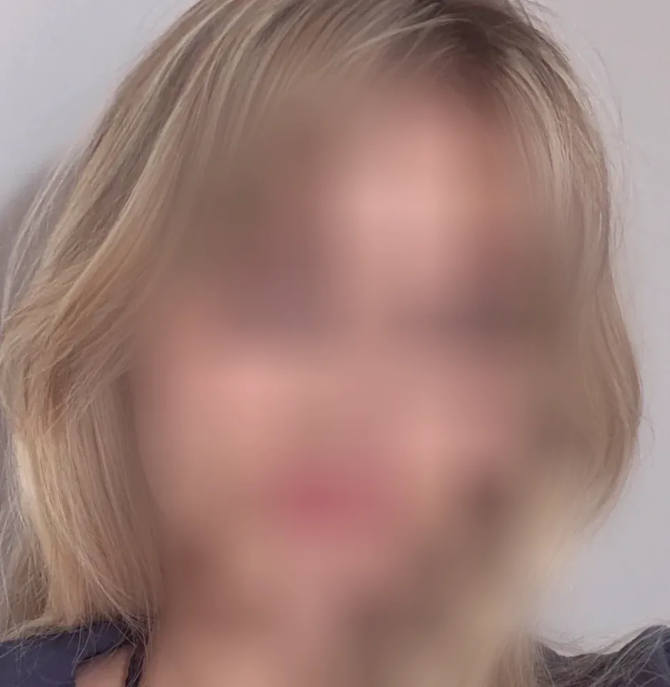 Lucy, 20
