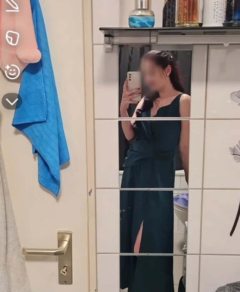 Neha, 24