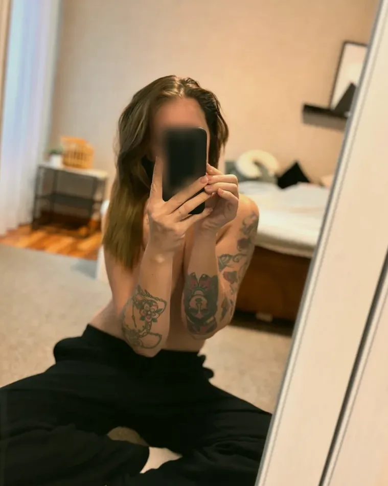 Nour, 38