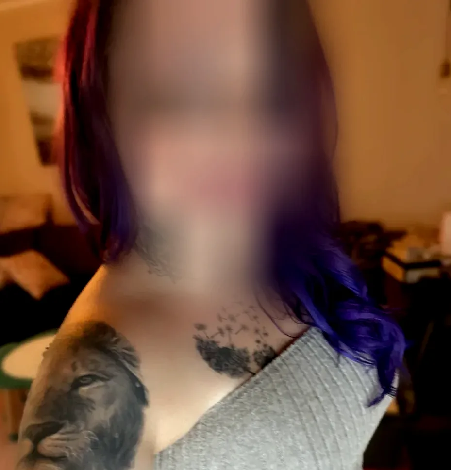 Poppy, 30